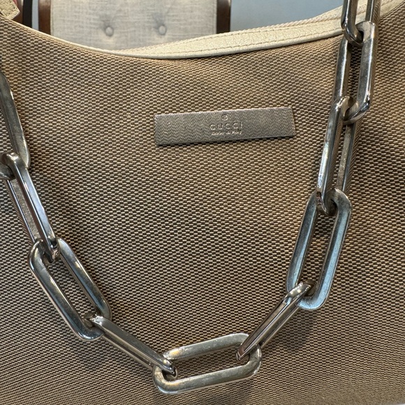 Authentic Gucci hobo bag with chained strap - Picture 9 of 14